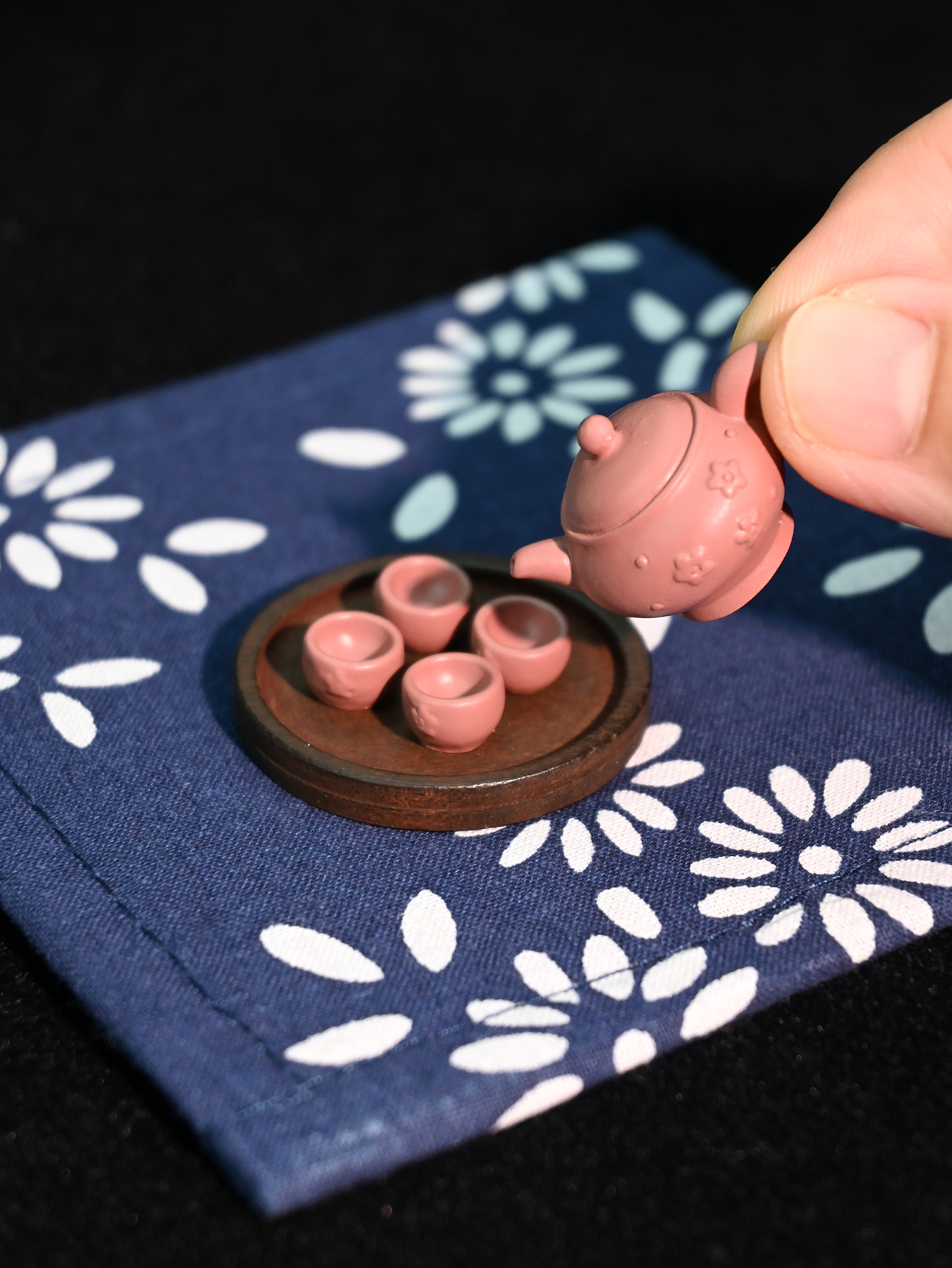 A Miniature Chinese and Japane - Japanese Lifestyle And Food บทวิจารณ์และราคา